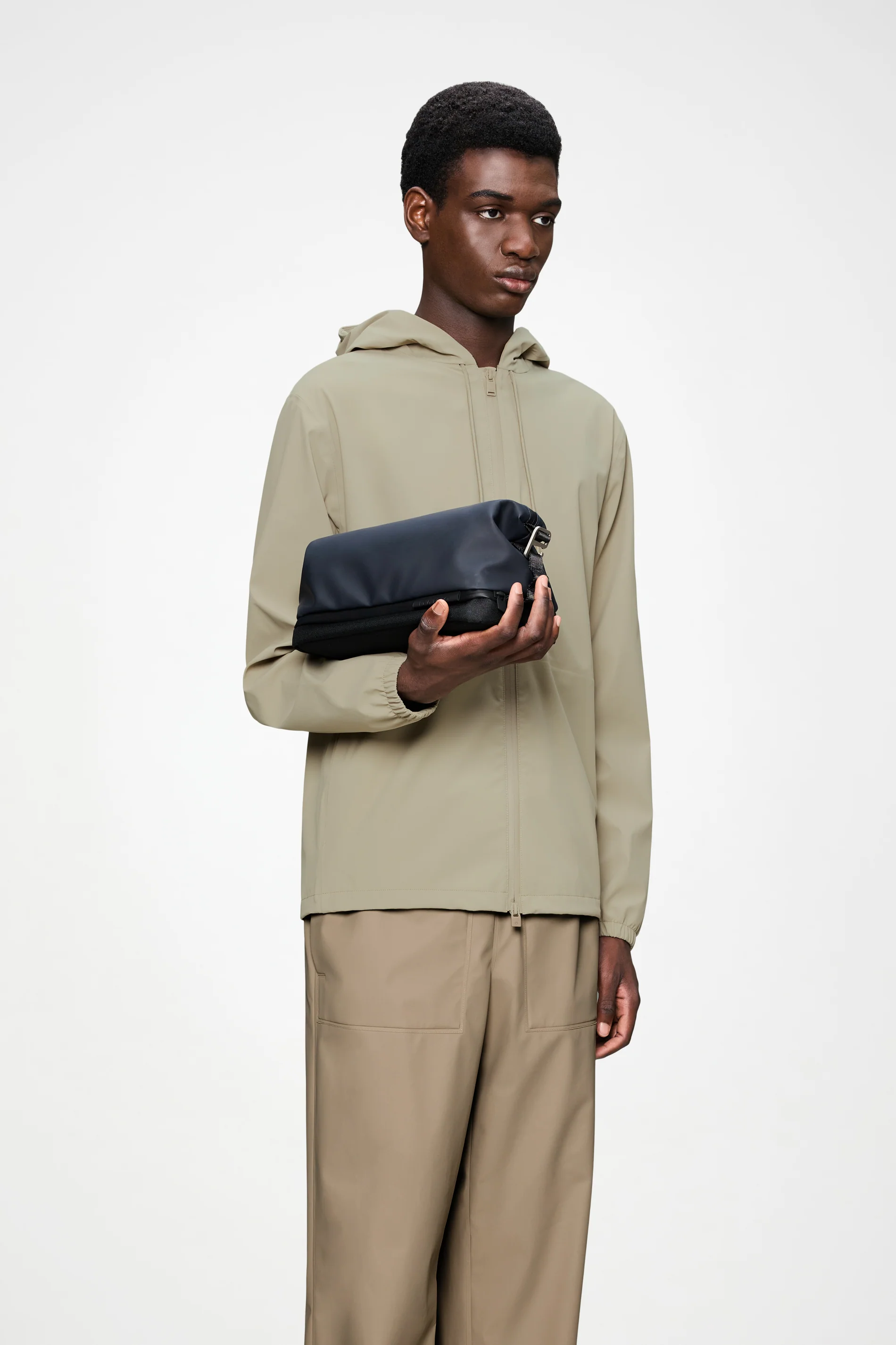 Otaru Wash Bag - Image 16